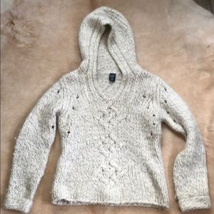 Gap Women’s cozy hooded sweater (small)